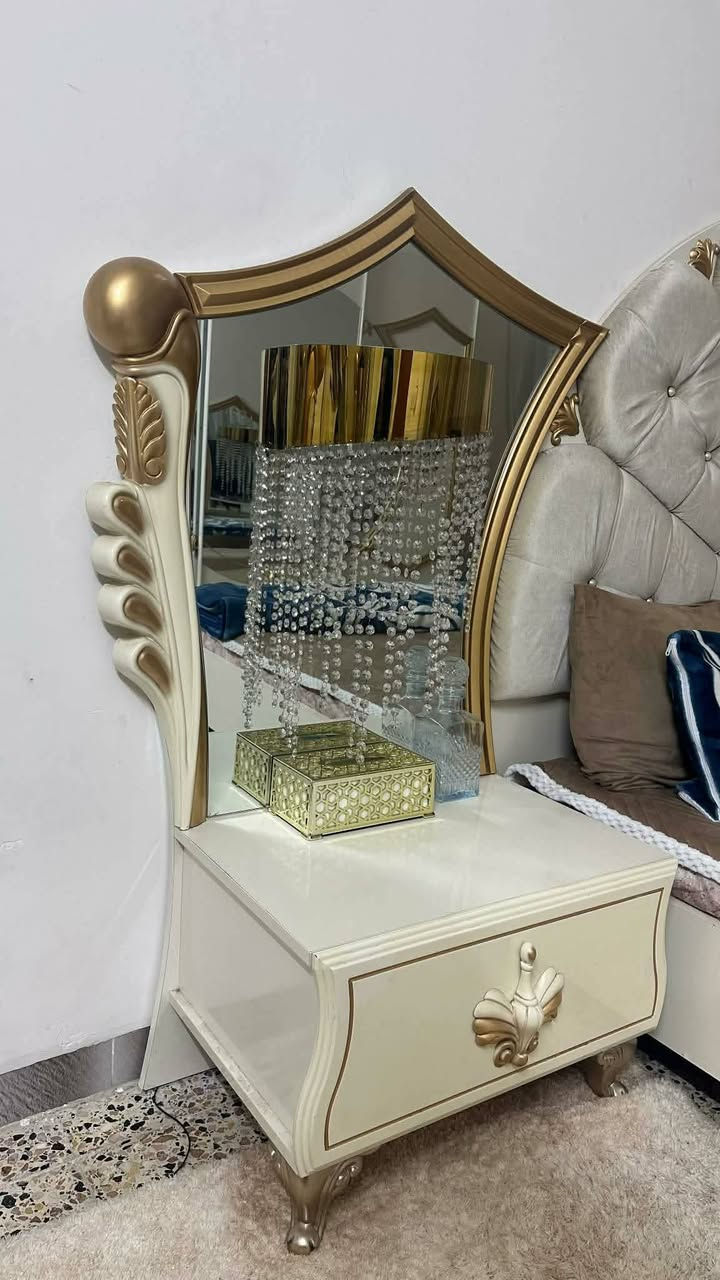 غرفة نوم تركية ماركة ست قطع استعمال قليل نظافة مية بالمية


**إذا كنت صاحب هذا الإعلان وتريد حذفه لأي سبب، رجاءا أرسل رسالة إلى الدعم الفني**