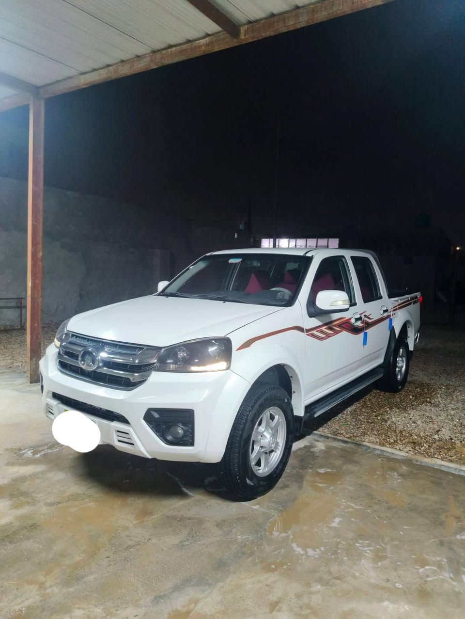 السلام عليكم كريت ويل 2023 كفاله عامه من الشخط مكينه كير حداديه تخم تاير شركه السياره ماشه 90 ألف فقط السياره وضع شركه بسمي الرقم الجديد الدولي سنويه جديده السعر 124وبيه مجال للستفسار وهاذ رقمي ***********
