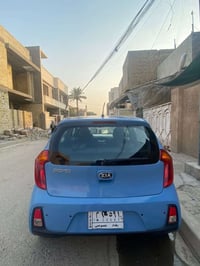 كيا بيكانتو 2016 وارد خليجي  ماشيه 95  مواصفات  لون ازرق مميز  تشغيل ب...