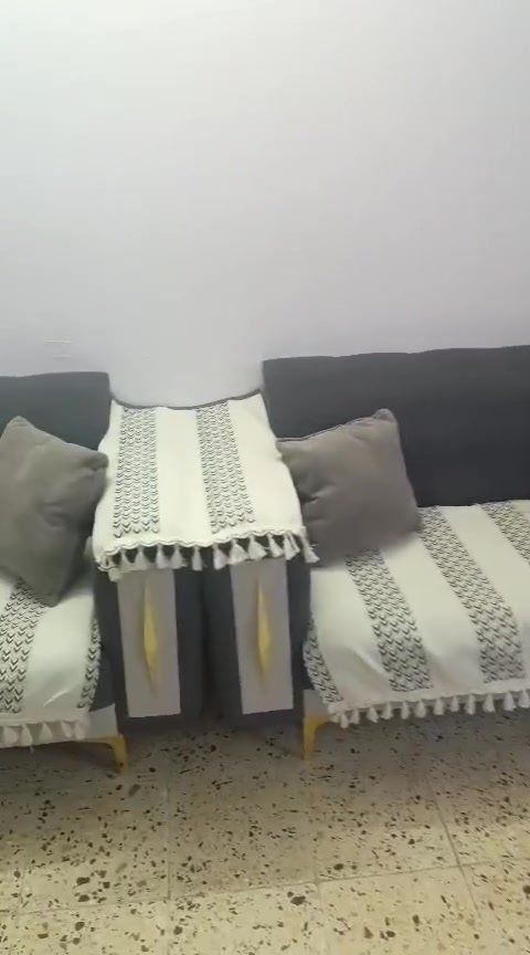 تخم عشره مقعد استعمال اقل من شهر تكمه مع البردات 
السعر التخم مع البردات
،550
وبي مجال مكاني بغداد ساحه 83


**إذا كنت صاحب هذا الإعلان وتريد حذفه لأي سبب، رجاءا أرسل رسالة إلى الدعم الفني**