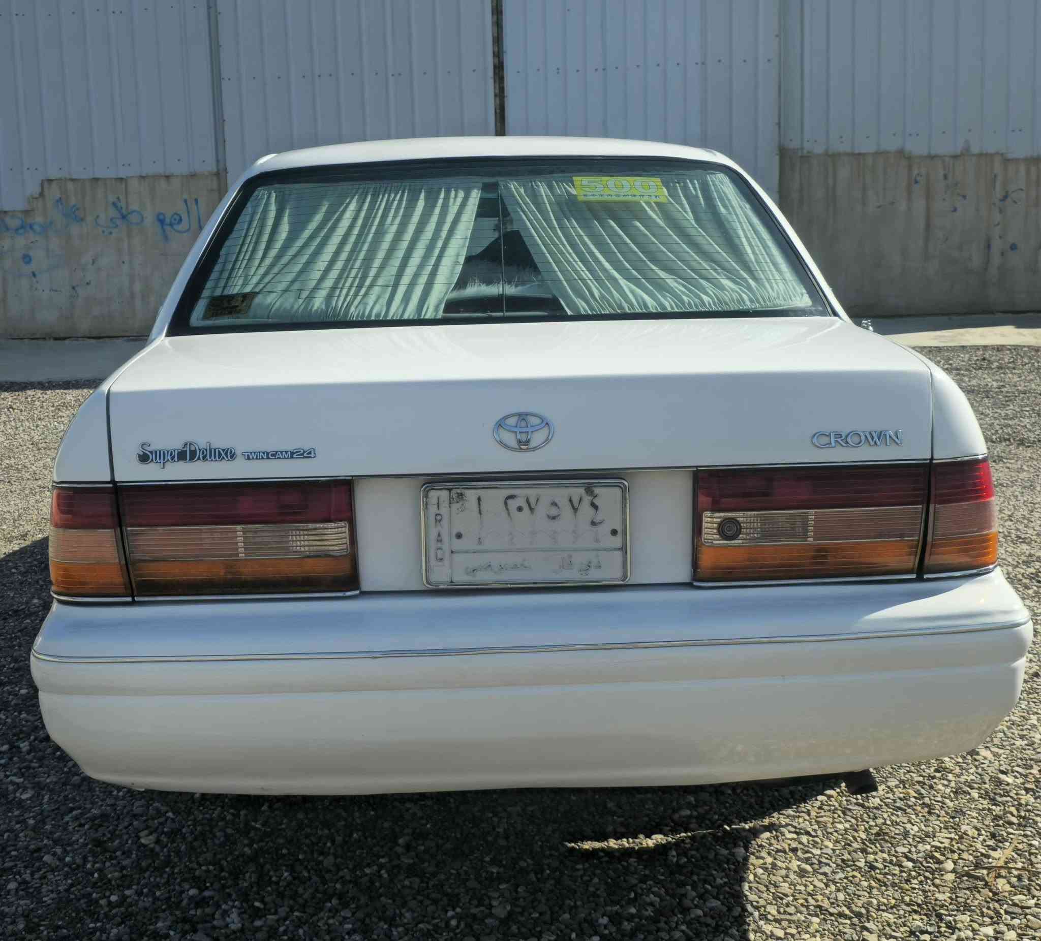 السلام عليكم
راس الثور تكم موديل 2000 
مكينه كير كفاله 
حداديه كفاله 
تخم تاير تبريد كفاله 
السياره صبغ عام مبدل سستم 
السعر 95$ بيها مجال بسيط 
التواصل ***********
