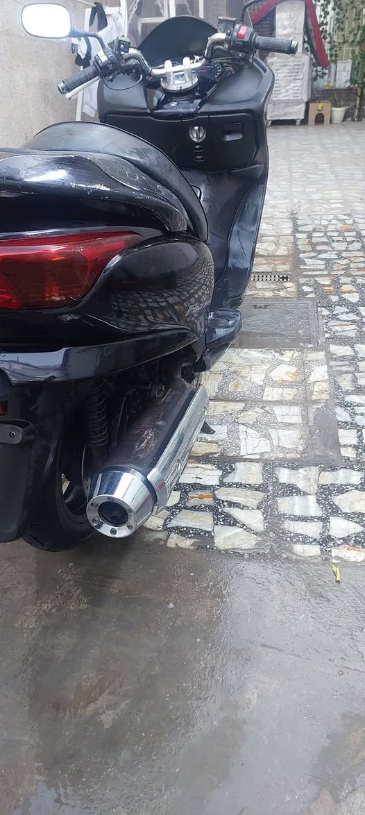 فورزه ٠٨ كير ٦ مكينه بلادي ما مفتوحه خرسه شلعه او معدل حماوه ما تعبر النص تخم تاير جديد منضومه زنون  دراجه رونه واحد او نص ثابت ما ناقصه شي بس بنز كلج خلفي شويه تعبان  اوراق كاملهالسعر ٩٥٠ او بيه مجال بسيط مكلني بغداد حي العامل الرقم ***********
