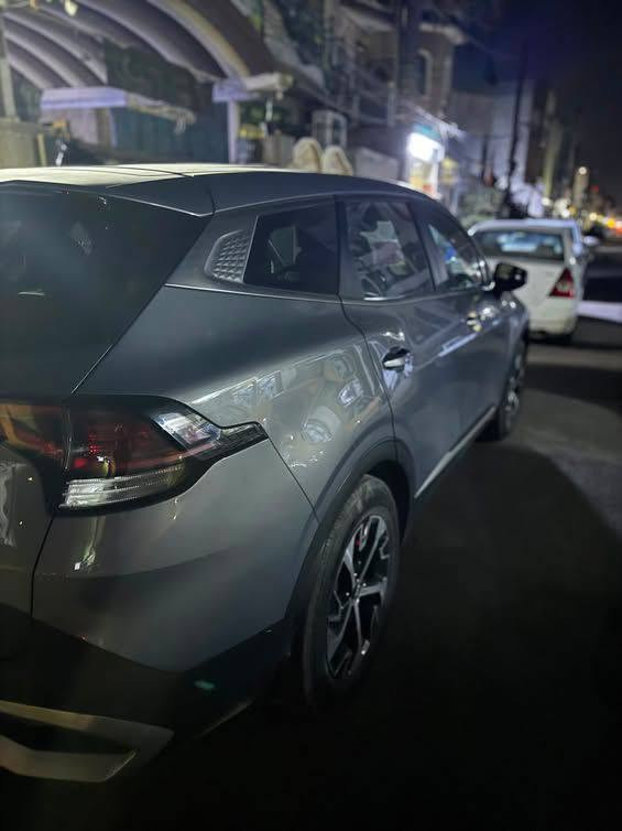 السلام عليكم شباب كيا سبورتج حادثها جاملغ أيمن بدون دواخل وايرباك البرده طاك الباقي كفاله عامه موديل ٢٤ فول عدا الفتحه السعر ب١٨٨ بيها مجال الشراي يتصل مكاني بغداد الدوره ***********
***********
