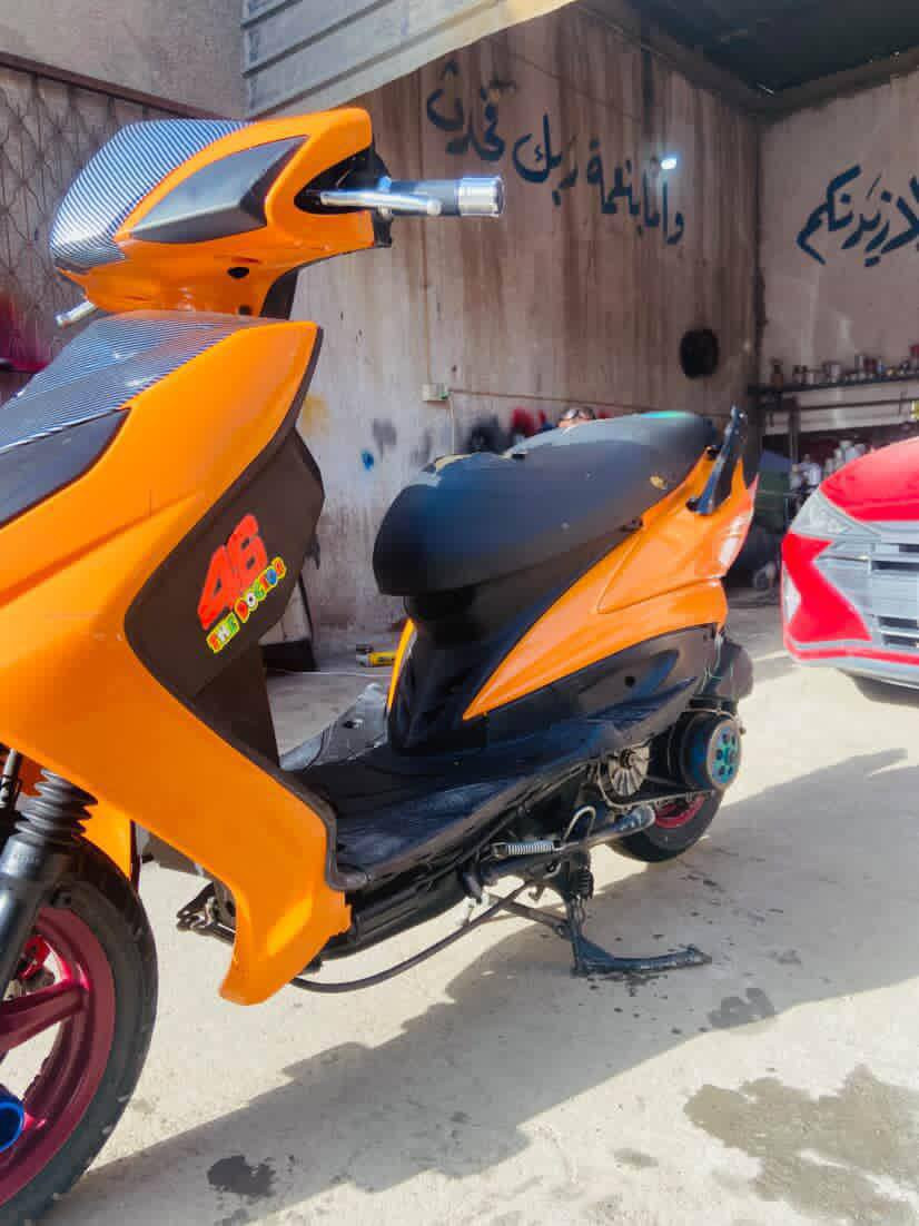 سلام عليكم دراجه سكنس فحل نوزل دراجه كامله نكره سلف عوزهه درايش فقط السعر 650 وبيهه مجال العنوان  البياع  قرب تقاطع درويش رقم ‏‪***********‬‏
