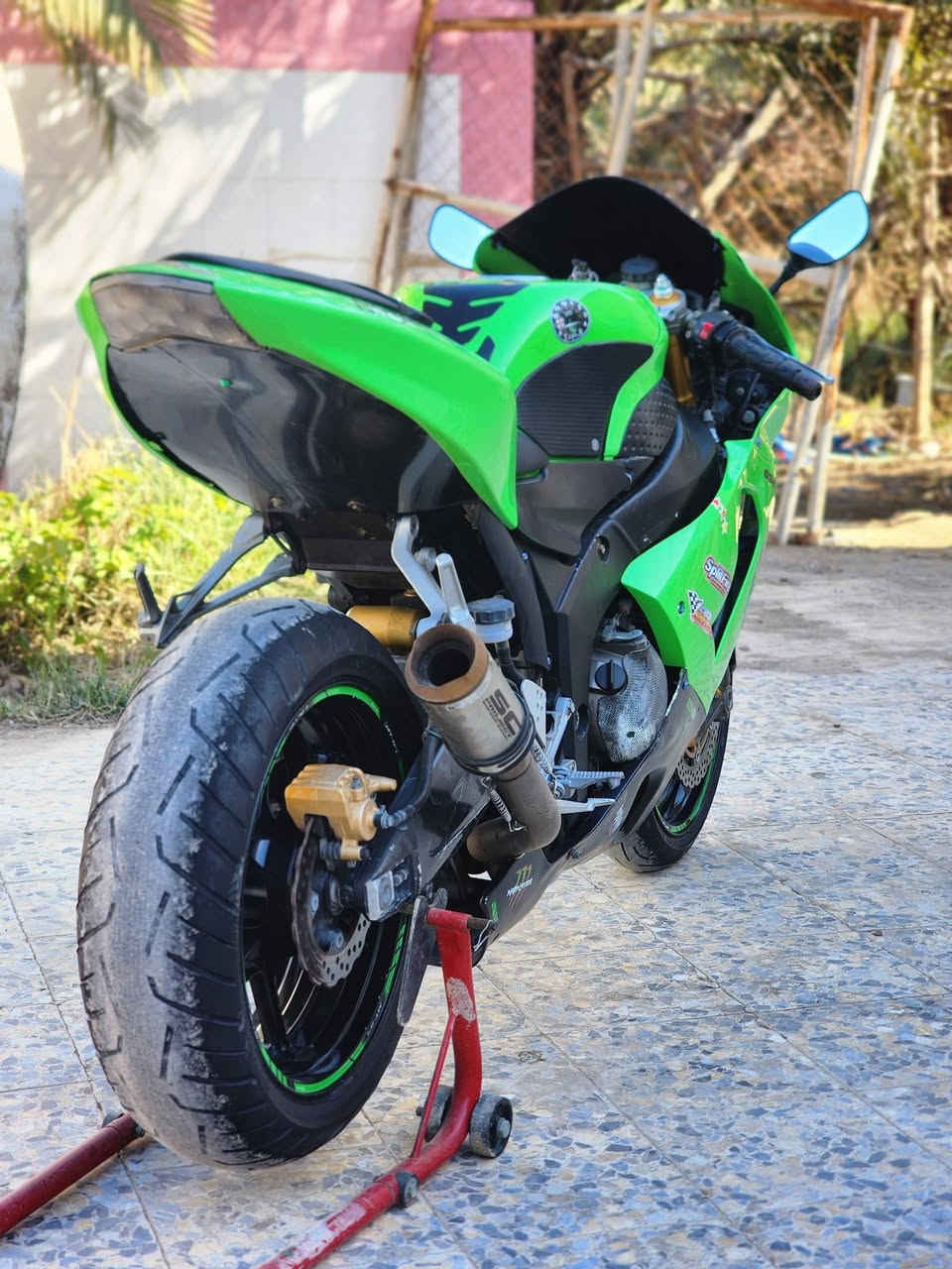 للبيع موديل ٢٠٠٦  بدون اوراق قفل ٢٠ ورقه قفل قفل مكاني ذي قار قلعه سكر 
***********
