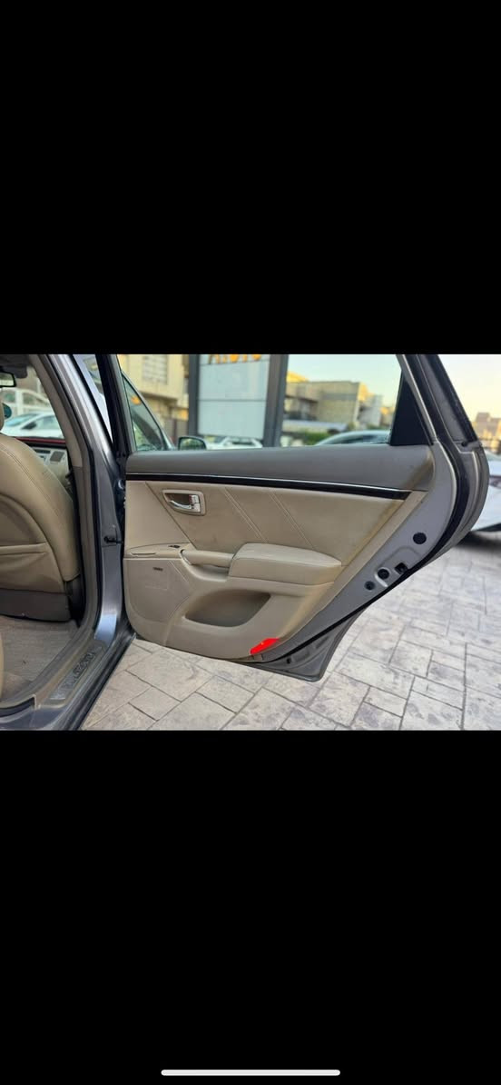 سلام عليكم مرخصت الدمن ازيره 2009 خليجي فول موصفات بيهه صبق قطع أبع حزام سياره خير من الله ما نقص شي السعر 100 وبهه مجال قليل متعوب عليهه تعب هويه محرك كير خير من الله كامله على آخر حبيه سياره حالين بسامراء بل دوام ويوم سبت بغداد اني من أهل بغداد وحب يجي سامراء اني موجود بل دوام وهذ رقمي ***********
