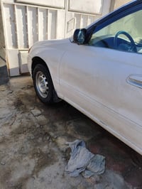 كرونه نفخ للبيع مستعجل السياره  بسمي سنويتها لل 28 مستعجل السعر38 وبيه...