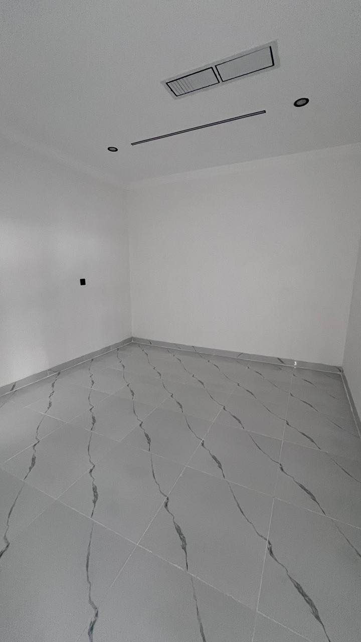 كود اعلان 7/75
بيت زيرو للبيع في أربيل
حي فرمان بران قاطع 8000

المساحة: 100 متر مربع 
يتكوّن من:
 • 4 غرف نوم
استقبال 
مطبخ 
تمليك طابو صرف
للتواصل 📞
***********
***********
***********
**************
في حال لم يتوافق العقار مع رغبتكم او لم يكن بقدر امكانيتكم زوروا موقعنا على تلكرام للتصفح على اكثر عدد من العقارات المتوفرة 
https://t.me/muhemenalkhalid أربيل, العراق
