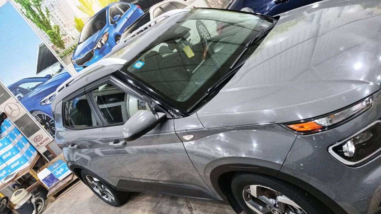 السلام عليكم
هونداي فينو 2021
وارد امريكي بدون ايرباك
فول مواصفات 
حادث ربع البنيد فقط
بدون دواخل
كير محرك مكفول
محرك 1500 دوش
فتحه
بصمه
لدات 
تدفئه كشنات
زنون
ماشيه 38 الف
رقم بغداد الدولي بأسمي
السعر 142 وبيها مجال
مكان السيآره بغداد الاعظمية 
للاتصال ***********
