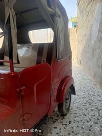 تكتك للبيع موديل واحد وعشرين شهر 11 بيها شويه بالغد كد اربع صابع  رقم ...