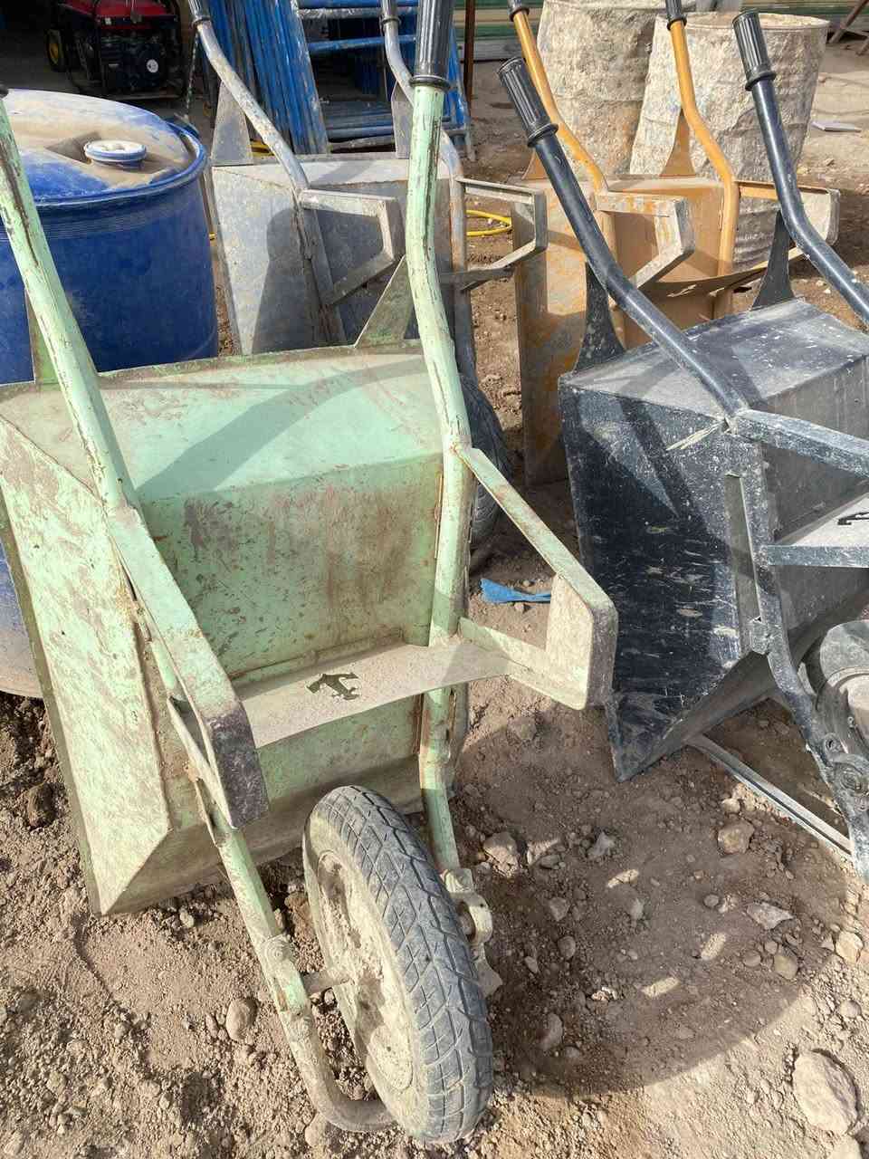 عرباين مستعمله تسگام حديدالثقيل  تاير دراجه تحوير  ..... العنوان كوفه شارع المطار... موبايل ***********
