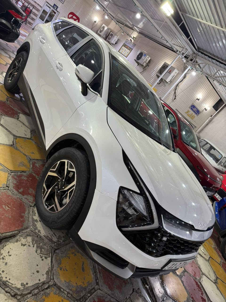 سلام عليكم 
كيا  سبورتنج موديل 👈 2024  ضرر فقط جاملغ امامي تبديل نفس لون ابلادي 🔥 رقم بغداد انكليزي جديد 💯كير مكينه شاصي لغد مكفول 🫰 مواصفات رادار حساس كامره شاشه تحكمات جهتين مري شفط 🫰🔥 سايد برك بصمه 💯 كروس سرعه تحديد مسار 💯 عداد المشي 190000 الف كيلو👈سعر 185  للاستفسار على ارقم 🔥 *********** فقط وتساب 💯🔥
