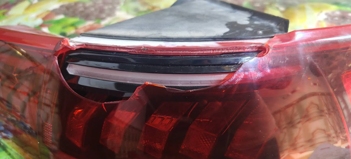 بك لايت سورنتو جهه لايمن بيه كسر بجامه موضح
نضيف جدا قيم وتصل 
البصرة دور نفط 
***********
