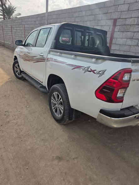 السلام عليكم بيكم فورويل 2024 
سعودي فول مواصفات 
ماشية 22 الف 
الرقم بغداد 
السعر 350 وبيها مجال 
العنوان بغداد
***********
