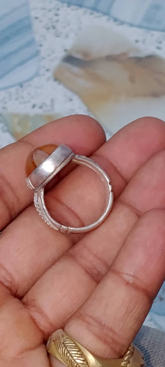 سلام عليكم خاتم عقيق يماني فضه عراقيه سعر 25الف مكان بغداد الكاظميه ***********
