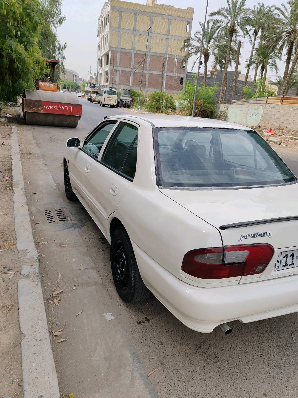 السلام عليكم.
للبيع ..
بروتون 2002
رقم بغداد انكليزي باسمي تحويل ثاني يوم 
📌كير عادي
📌تبريد شغال ثلج
📌مكينه وكير جديد قبل 
📌غرفه نضيفه
📌السياره مال بيت استخدام شخصي 
📌السياره هسه طالعه من التعمير محتاج فلوس واريد ابيع
📌السعر 53 ورقه وبيهه مجال امانه الله السياره مكلفتني 
📌مكان السياره بغداد جامع النداء 
***********