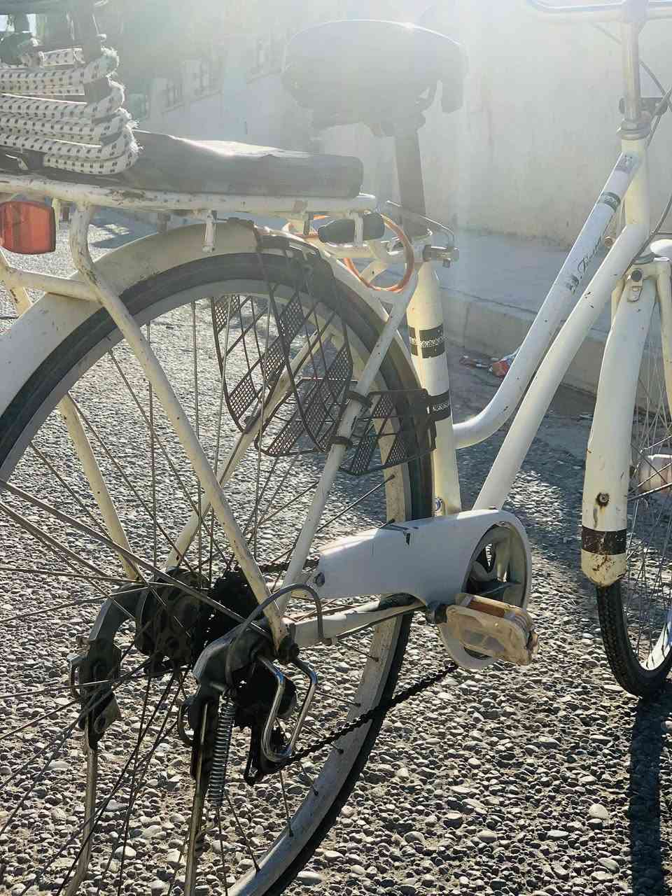 السلام عليكم
بايسكل للبيع 

النضافه70

كير شغال 

السعر80 وبي مجال


**إذا كنت صاحب هذا الإعلان وتريد حذفه لأي سبب، رجاءا أرسل رسالة إلى الدعم الفني**