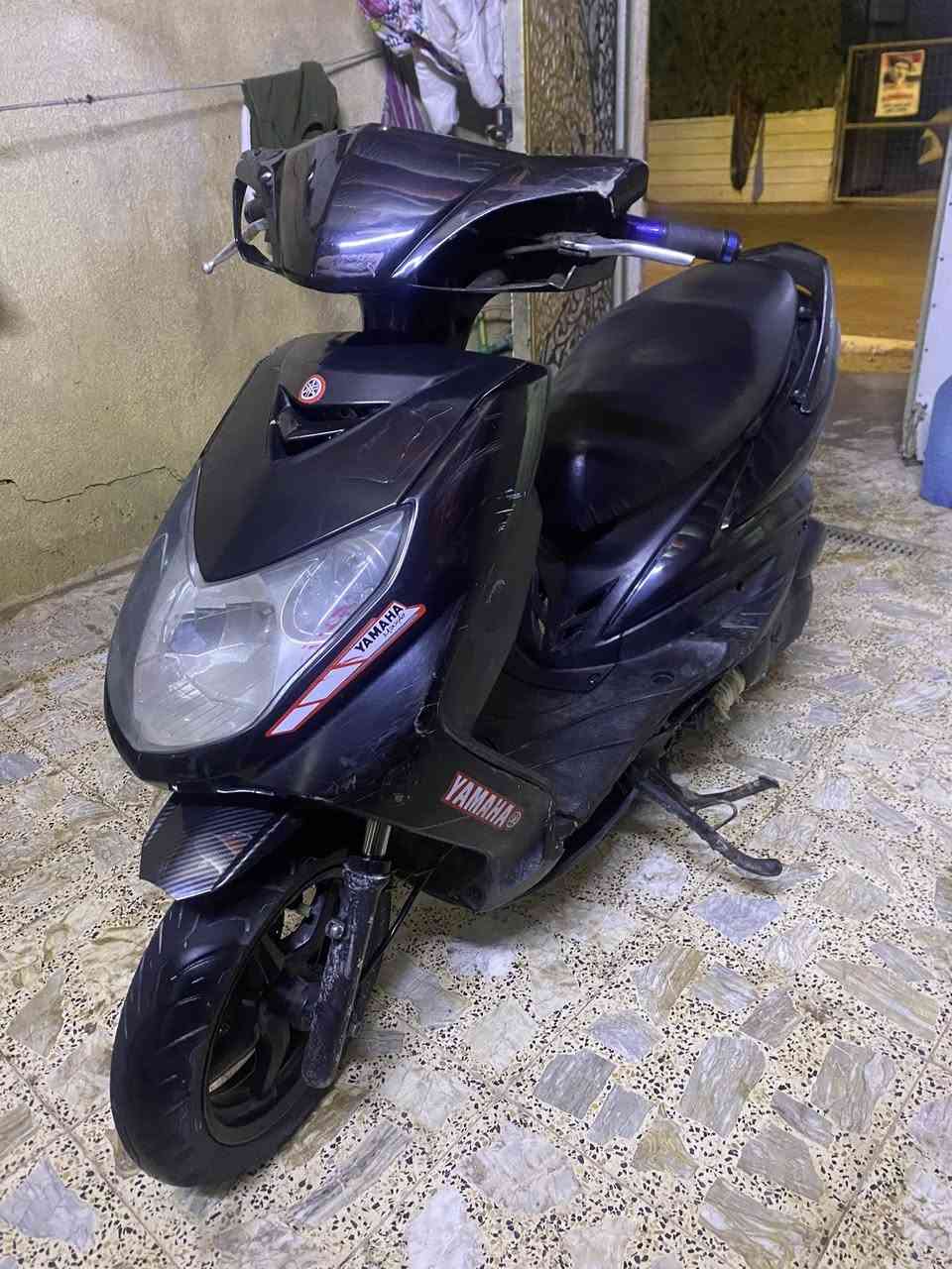 دراجه سكنس للبيع دراجه حلوه وخير من الله بيها بس زنجيل بدلته 
سعر ٦٠٠ وبيها مجال بسيط مكان بغداد 
هاتف ***********
