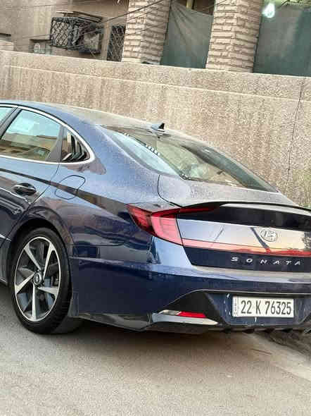 سلام عليكم للبيع سوناتا 2021 محرڪ 1600توربو باقي التفاصيل بلصور والحادث سرقة بيبان قطعتين موضحه بلصور ماشيه 100 الف ڪيلو  سعرها 180بيها مجال حگ الجية الاتصال على هذا الرقم +964 773 588 8820 متوفر واتساب واتصال مكان سيارة بغداد السيدية
