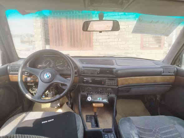 بي ام حجم 735 رقمها فحص صلاح الدين وكالة عامه بأسمي شرط التحويل بنفس اليوم گير اوتوماتيك الماكان سامراء السعر 27 وبيه مجال شي بسيط رقم الهاتف ***********
