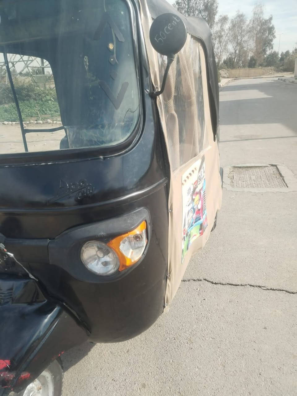 سلام عليكم تكتك بياجو اوراق اصوليه للبيع مكينه ناعمه بيه زنجيل فالت بس التكتك حلوه وكاعده لا خياس ولا شي السعر 80050اثمن ميه وخمسين وبيه مجال قليل مكاني واسط عزيزيه ***********
