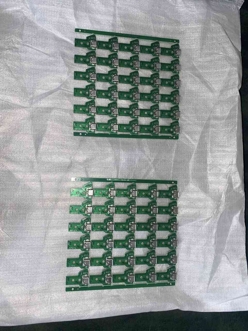 .
Fjds-055 ps4 charging port 🔋

العدد ٦٠  كل  واحد  ب ١،٧٥٠ دنيار


**إذا كنت صاحب هذا الإعلان وتريد حذفه لأي سبب، رجاءا أرسل رسالة إلى الدعم الفني**