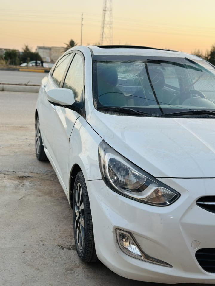 السلام عليكم اكسنت مديل ٢٠١٤تعرضتً إلا حادث وبيع علهً وضعيتهً سابقن كفاله  سياره فول مواصفات سياره شغاله وتمشي مكينه وكير كفاله وهاي ضربته مثل ما موضح بل صور  رقم بابل مكاني كربلاء السعر68 وبيه مجال رقم ***********
