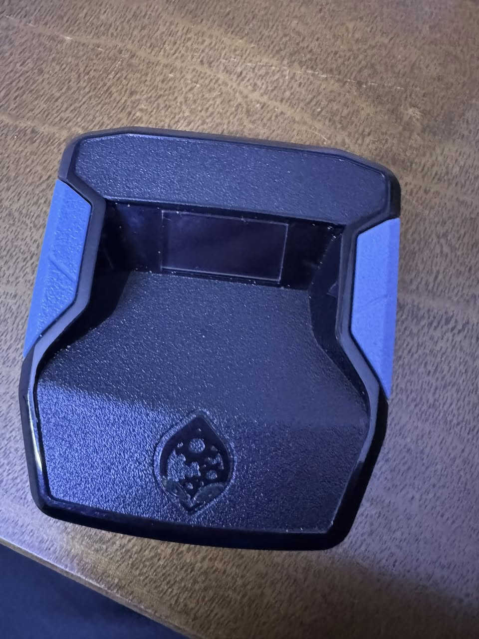 السلام عليكم قطعه ايم اسست   القطعه مستخدم وجدا نضيفه السعر ١٠٠  طبعا هيه تسوه اكثر بس مستعجل على بيعتها وبيها مجال 
مكاني بغداد زيونه 
الرقم ***********
