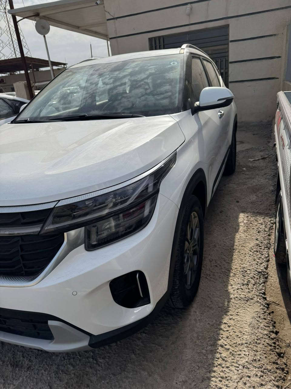 السلام عليكم
كيا سيليتوس 2025  وارد خليجي كفاله عامه بوضع الزيرو ماشيه ٢٧ الف فول مواصفات بانوراما السعر ١٧٢ ورقه وبيهه مجال بسيط ومااعتقد اكو بهايه النظافه بهيج سعر للأستفسار الاتصال  ***********
*********** مكان السياره بغداد اليوسفيه
