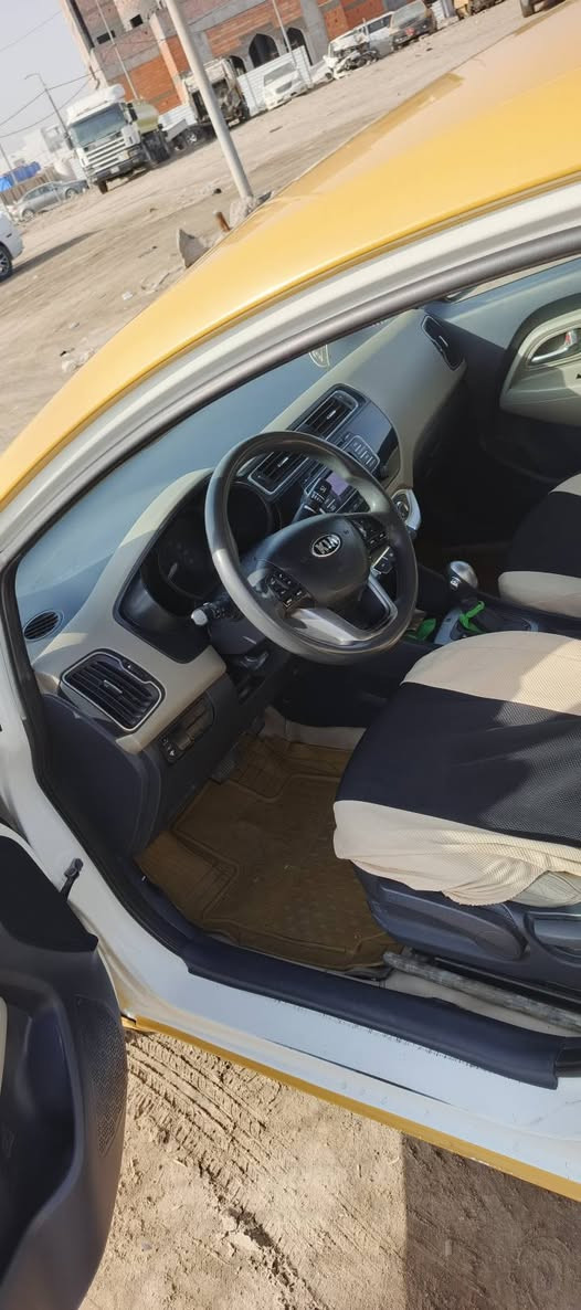 كيا ريو ١٦ خليجي مكفولة رقم بصرة مكينة ١٦٠٠ تخم تاير حدادية جديدة تحويل ثاني يوم سعر ٨٨ وبية مجال المكان البصرة القبلة ***********
