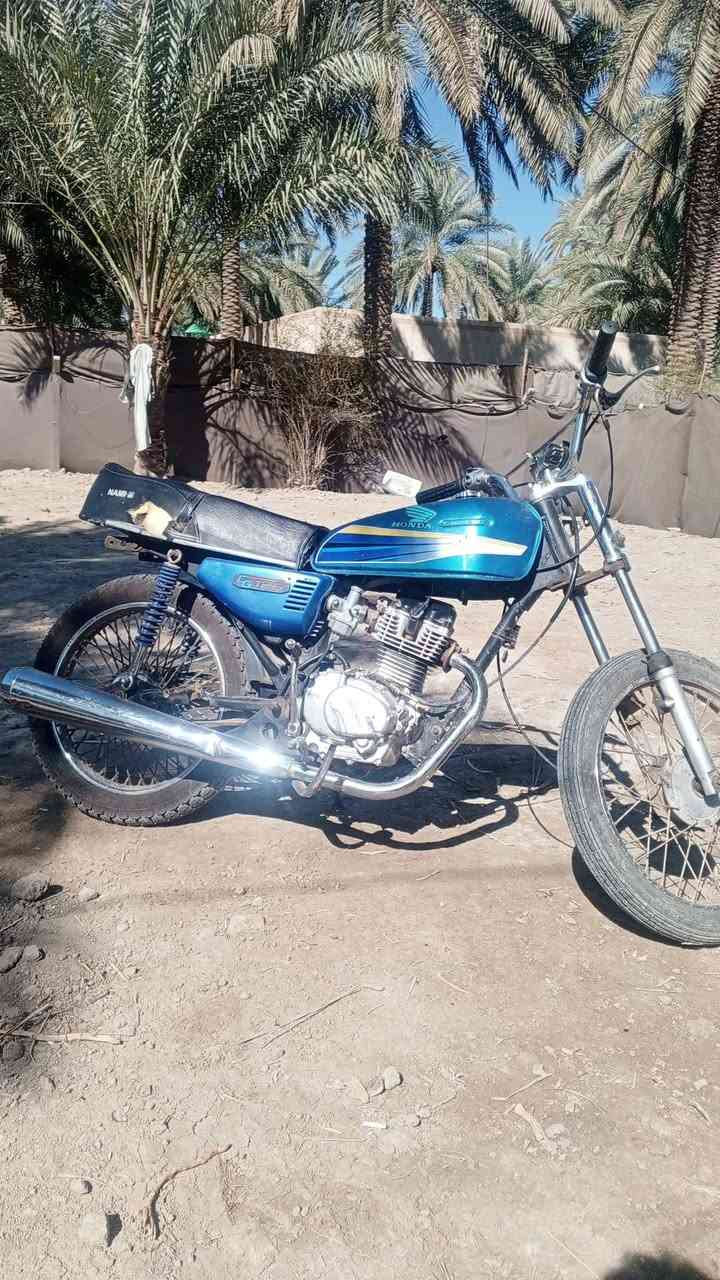 السلام عليكم دراجه للبيع تايكر 2019 كلك مقفوله بيها بليته رقم شاصي سعر 225  مكان بابل حمزه الغربي ***********
