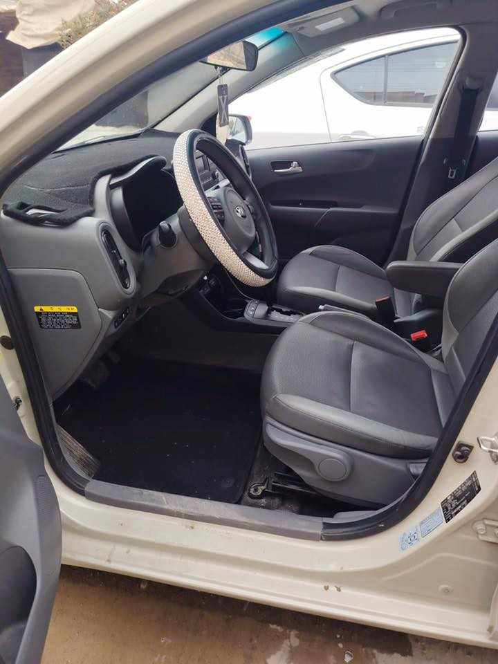 سلام عليكم كيا بيكانتو مورنك نظيفه كلش  موديل 21 /    مكاني بغداد  / *********** / عارضها ب 115$
