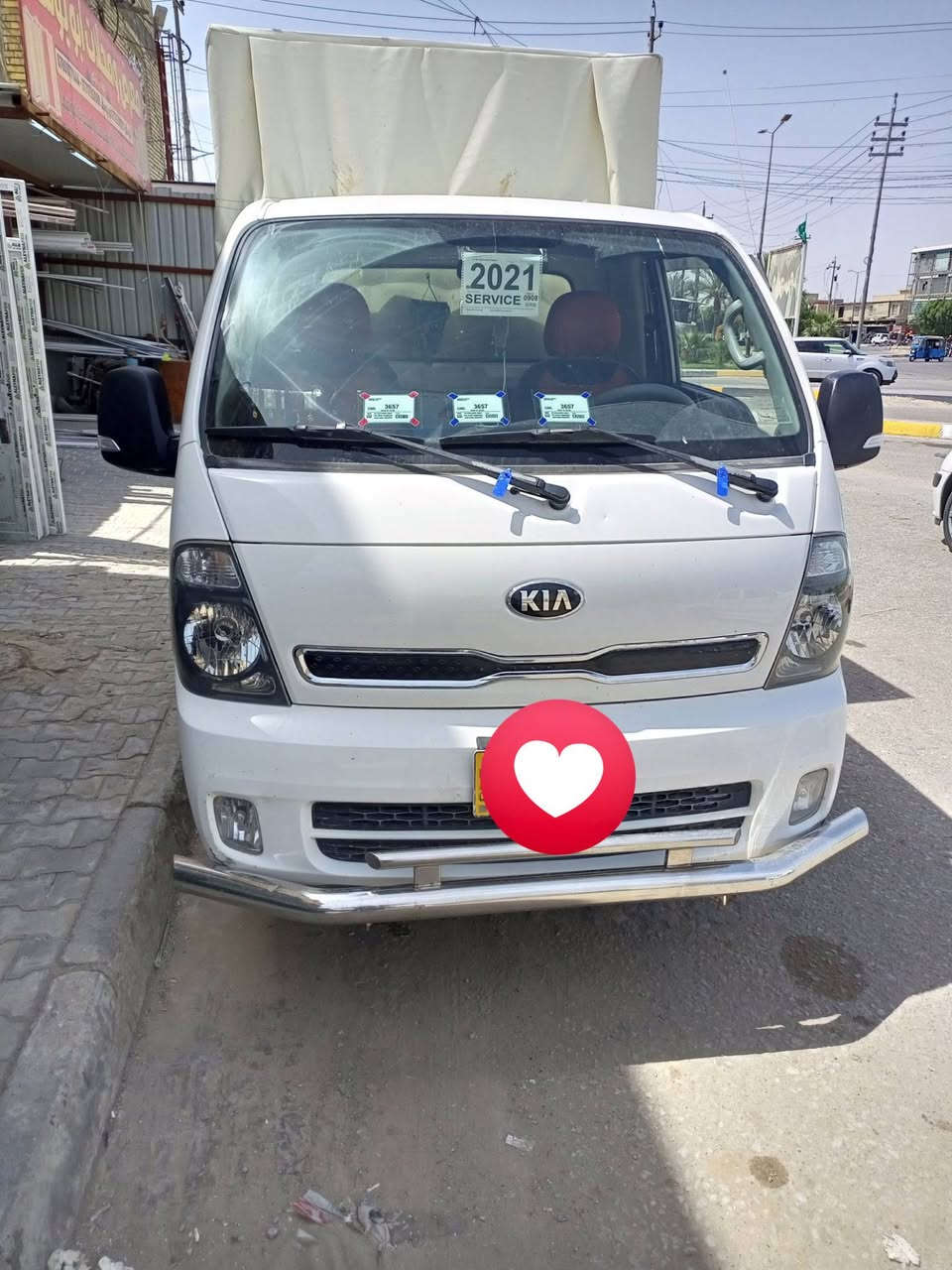 سلام عليكم 
كيه بنكو 2019مفتوح سياره حلوه وجاهز
سياره كفاله كير محرك اكسن حداديه تخم تاير
 بيه  شويه باب الصدر والربع شويه صبغ       

مكاني كربلاء.        ملاحظه المحجر والجادر مو وياه 
***********
