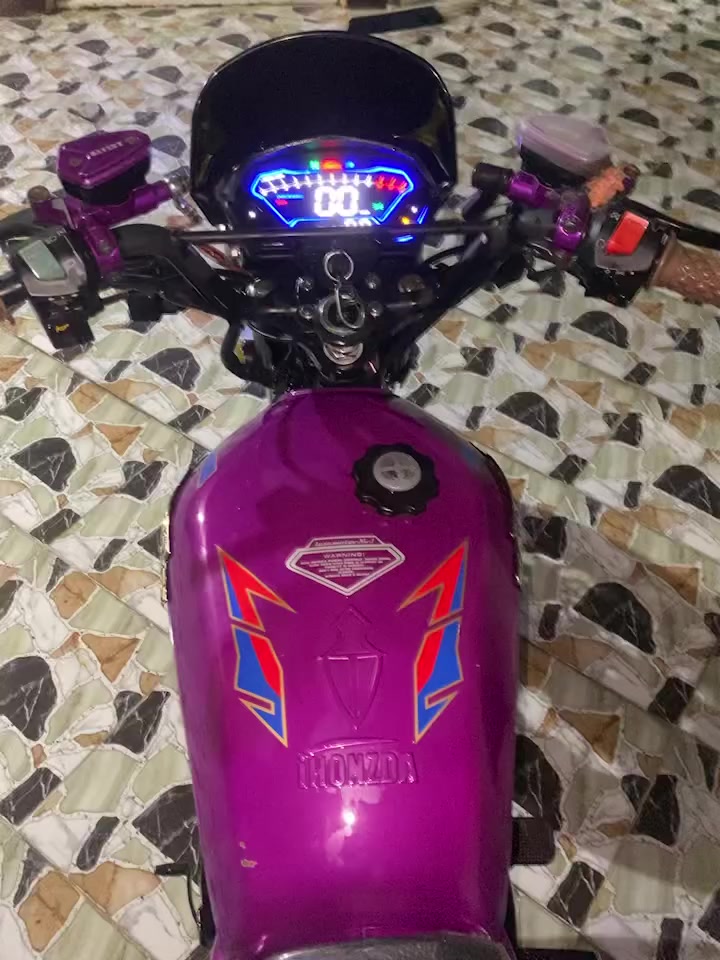 سيفان ٢٠٢٥ محرك١٥٠ اوراق كامله مكمركه برغي ممفتوح بيهه سعر ٦٧٥ وبيهه مجال مكان الخالص هبهب للاستفسار ***********
