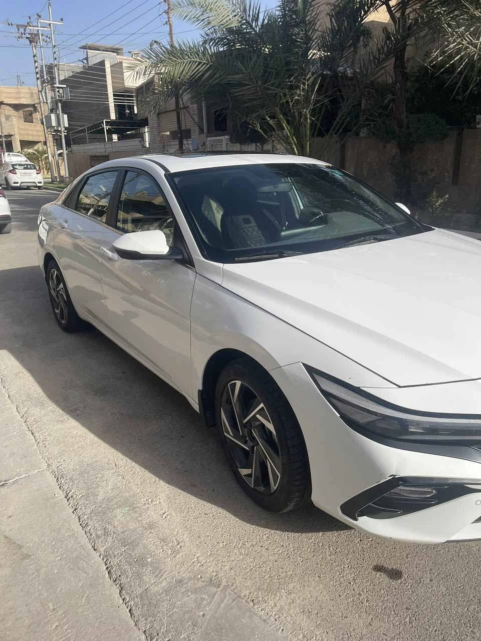 النتره كوري اصلي خليجي ٢٠٢٤
اخت الزيرو مكينه ٢٠٠٠ 
فول مواصفات 
بصمه مري شفط حساسات أماميه خلفيه 
مكفوله من كلشي مكفوله رصعه صبغ بارد كله مكفول 
ماشيه ٦٥ حقيقي 
السعر ١٨٥ بيها مجال شي بسيط للشراي 
مكانها بغداد
***********
