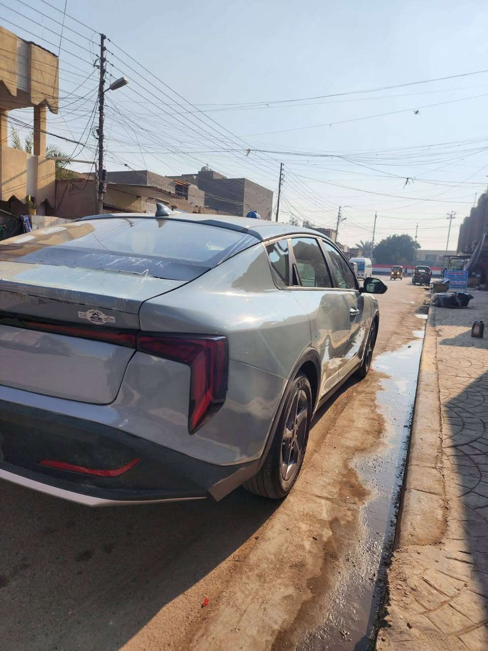 سلام عليكم K4البيع موديل 2025     جاهز عله اخر حبايه ما نقصهة اي شي حادثة موضح بل صور فول ما عده الفتحه شحن لاسلكي تشغيل عن بعد سايد ابريك  كهربائي رادار امامي خلفي  تحكم استيرن تحديد مسار  المكان بغداد رقم الهاتف  ***********
