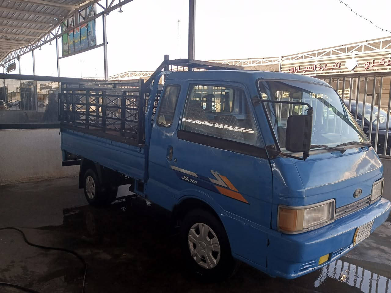 السلام عليكم كيا 94 رقم انبار الماني سنوي لل 27 جديده مكينه جير اكسن شاصي كفاله عامه تخنتار جديد عنوانها بغداد اليوسفيه ناحيه الرشيد السعر 45 نهايه رقم الهاتف ***********/////***********
