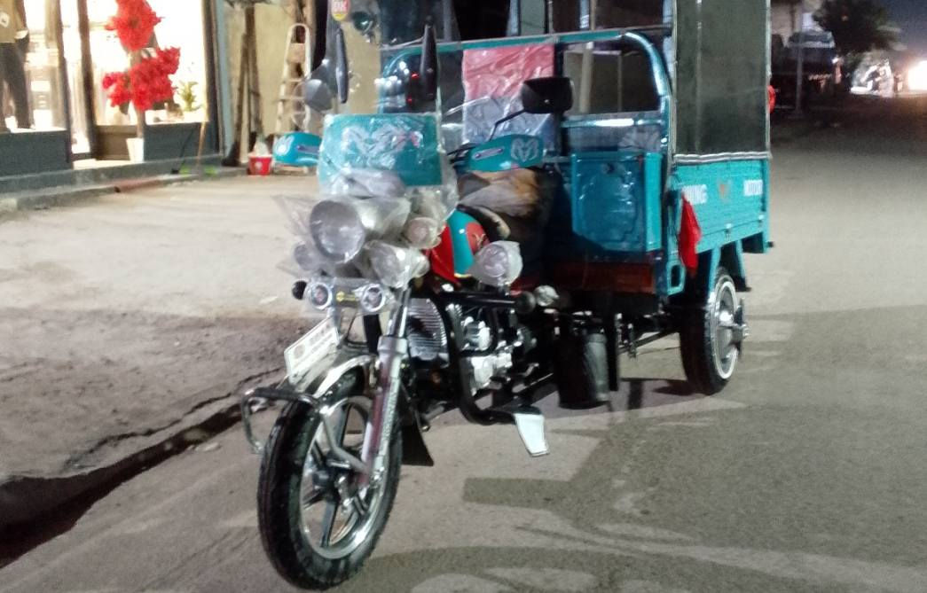 سلام عليكم ستوتة سكنر زيرو موديل 2026 صالهة 10 ايام بلزايد السعر2750وبيهة مجال حك الجية  بدي بدون اي غراض فقط تيرات وخشب العنوان شهداء العبيدي  ***********
