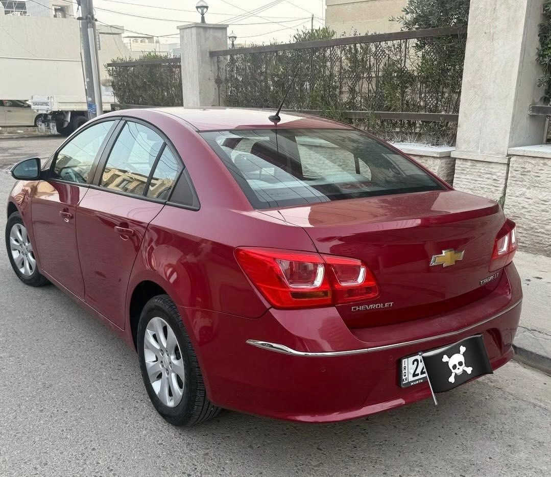 شيفروليه كروز 2016 خليجي
محرك السيارة 1.8 تنفس طبيعي المرغوب
سيارة مواصفات LT حساسات ،رادار جانبي، ويلكب، بلاجكتور، ليد نهاري، كشنات جلد وقماش 
السيارة ماشية 91 الف كيلومتر 
السيارة بيها باب السكن مبدل بلادي والدوسة الي تحته مضروبة شي خفيف بدون ايرباك 
السيارة كلش حلوة ونظيفة و ما بيها اي نقص 
رقم تلفون واتساب فقط ‪***********‬
