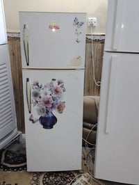 تخم مع ثلاجه وغساله الشراي يخابرني اويراسلني واتساب هذا رقمي 077267829...