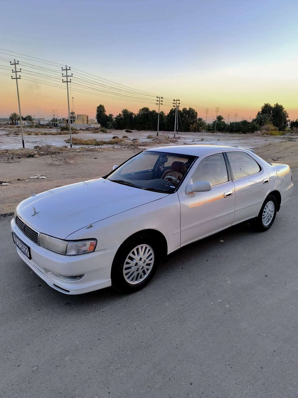 السلام عليكم كرسته للبيع موديل 95 سياره مكفوله من الكص ونقل جثه العيب شرعي وضربه وصبق العام محرك وكير ونجي جديد حداديه جديده تخم تاير  رقم ذي قار دولي بسمي مشروع وطني سنويه 2031 سياره مال جناي رقم الهاتف *********** مكان ناصريه
