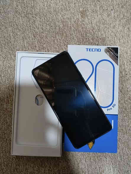 السلام عليكم
نظافة 90٪ شرط شخطه مابي
تكنو كامون 20برو 5G
شاشة بتردد 120 هرتز
يشغل ببجي 90 فريم
بطارية 5000
ذاكرة 256
دبل سيم
السعر 180 وبي مجال للشراي
للاستفسار ***********
***********
