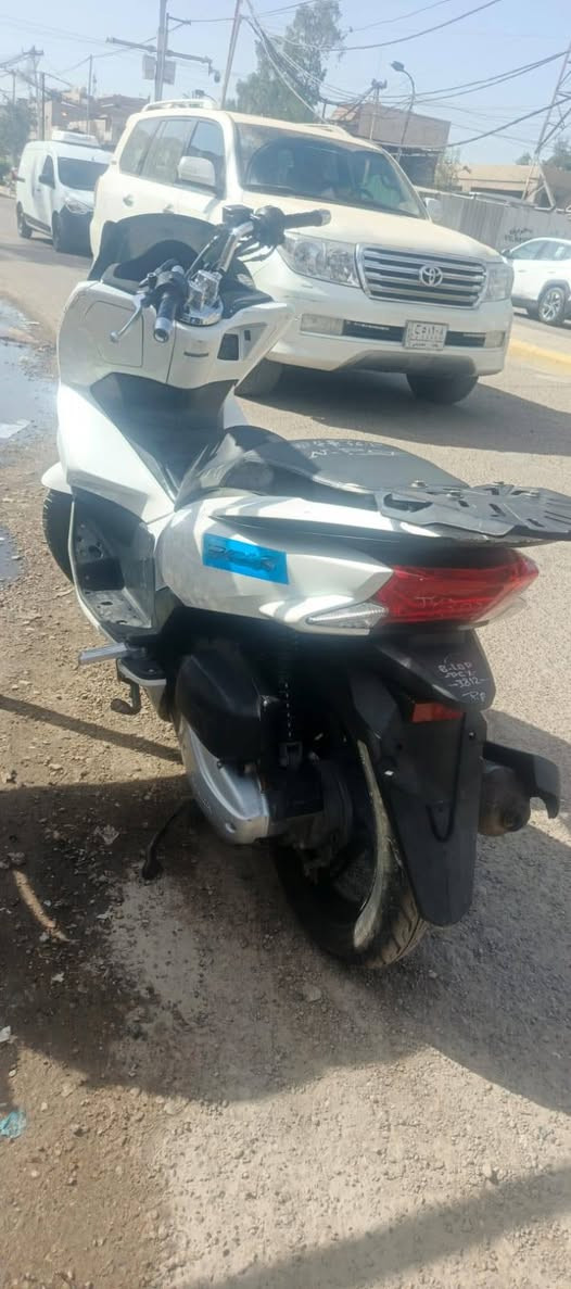 مره خصت ابو لكروب
بيسي اكس جيل ثاني لون ابيض تفاصيل أكثر داخل فيديو 
 بغداد مكانها حي القاهره شارع مخابز الخير
***********
