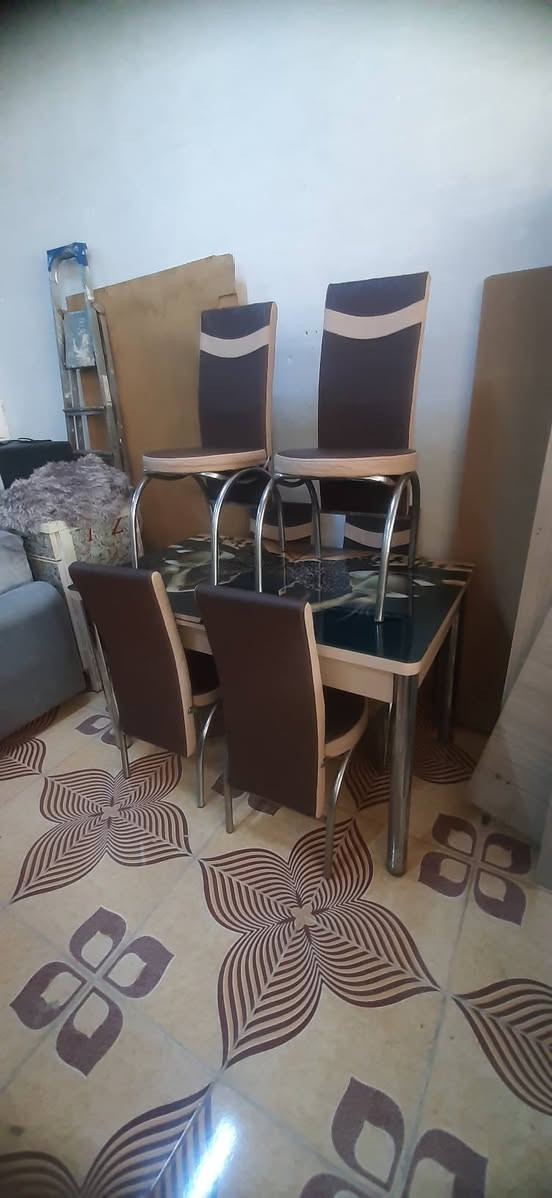 معرض العماد//وصول اثاث مستعمل بشرط النضافه ***********//*********** كركوك, العراق
