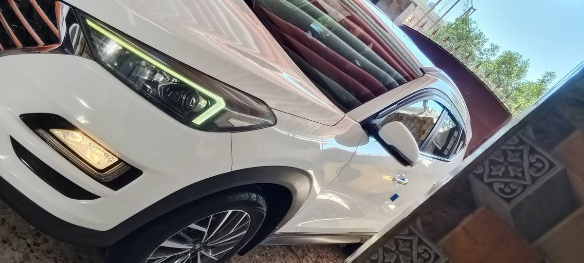 سلام عليكوم توكسان 2019كوري شركه كاصد باب اول مو جيكي رقم شمالي سليمانيه بسمي سنويه مجدد حد 2031سياره من شركه علا ايدي ماشيه ٨٠ الف كفاله عامه من صبغ  تبديل بارد وضع شركه محرك كير مامفتوح وضع  شركه موصفات فول فول بصمه تشغيل بيبان بصمه سايد بريك رجل تبريد جكمجه شكن لسيكي سبير وضع شركه كتلوكات كله مال شركه ويه باقي موصفات معروف سعر سياره205وبي مجال قليل  خاص مغلق مكان سياره كركوك ***********
