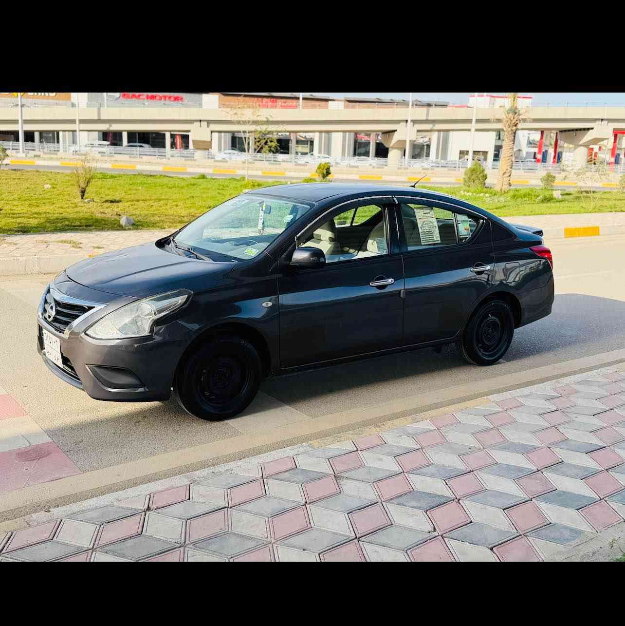 للبيع نيسان صني هندي 
موديل 2020 
السعر مناسب 
سياره جديده مكفوله لا صبغ لا تعديل ولا تبديل 
غراض الشركه كله موجود 
كير ومحرك شرط بدون عيب 
مكاني كركوك 
***********
*********** كركوك, العراق
