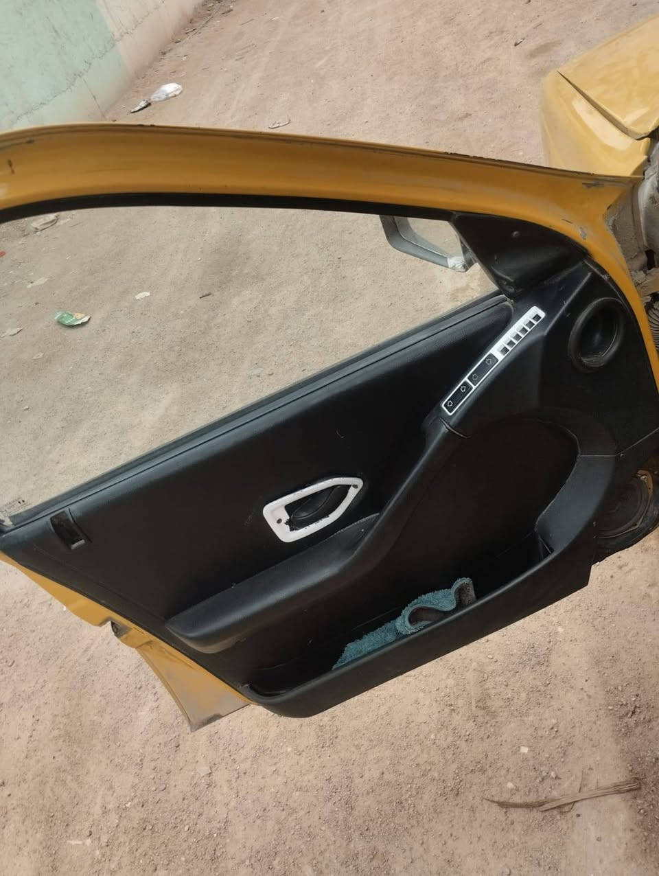 السلام عليكم كل التفاصيل بلمنشور السعر قفل من لخير لاعاملك ولاتعاملني ١٤ورقه 
بيجو روا 2009 مكينه وكير ياباني 7k. اوتوماتيك سياره حلوه ونضيفه تنكر سلف وتطلع وين ميعجبك مكاني نجف الهيه ماادري شكدولاداكه حاسبه غرامات مصفره رقم نجف ألماني سنويه صاقطه بل٢٠ راعيه موجود بلديوانيه يرادله ترتيب بصيط 
شواصيه معمره 
كهربائيات من لدعاميه لدعاميه ٤تايرات جدد مشط وباور جدد حداديه خلفيه جديده اماميه شويه يرادله 
حادثه بنيد طاير على القماره 
مكاني نجف *********** مسجل سماعات دمام لايتات زنون بجم محدث ٤٠٥ جام كهرباء ماسحات كلشي بيه شغال
