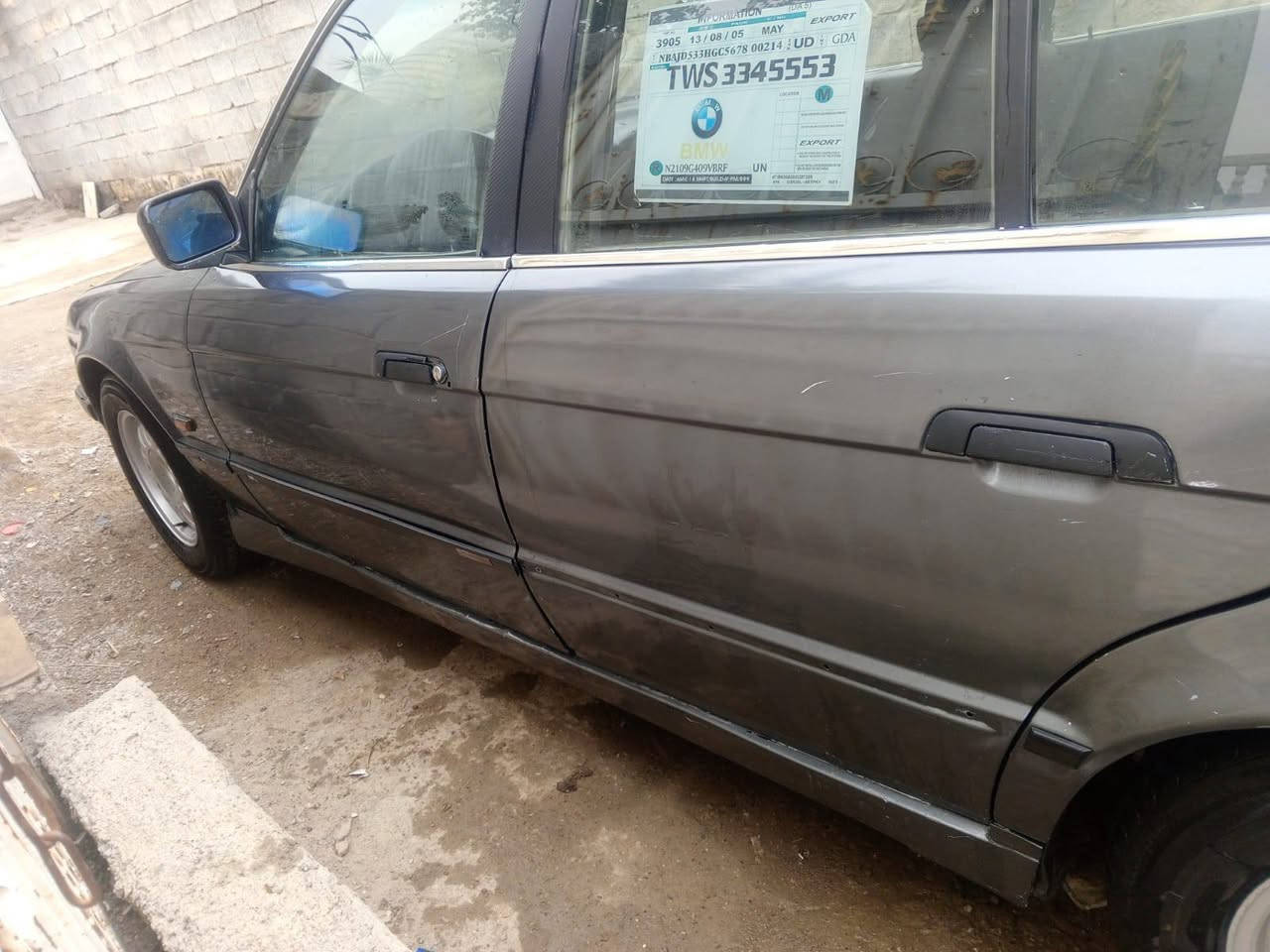 السلام عليكم بيم كفاله من الظربه مصبوغه عام جماليه تخم تايركهربايات كله شغاله موديل 91،رقم ديالى تحويل سنويه صاقطه صاراقل سنه حجم 520مكينه بلاد كيرشرط حداديه غرفه جديده للبيع او مروس حسب القناعه السعر 45بيه مجال مكاني كربلاء ***********
