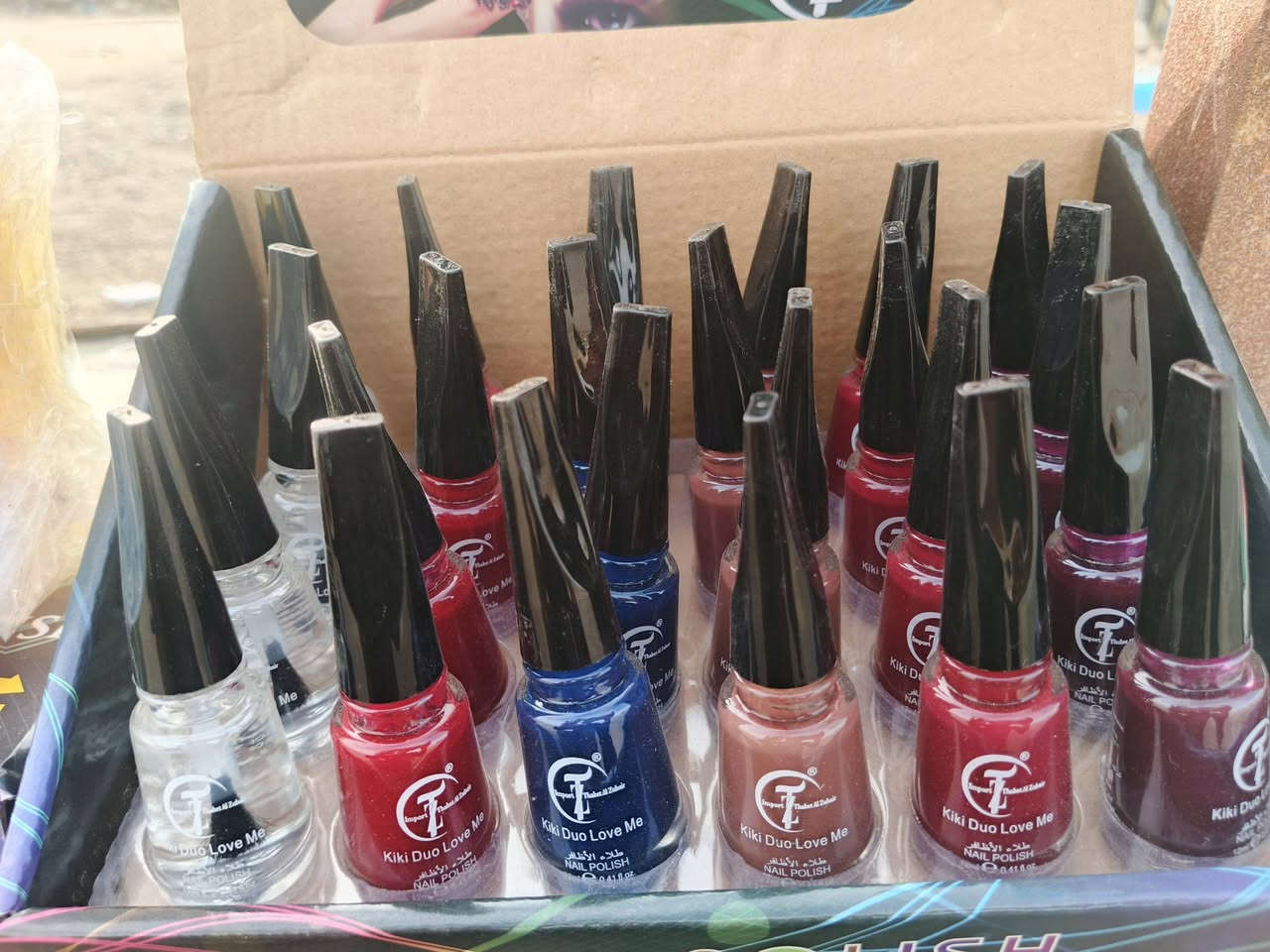 توفر عندي انواع صباغ انواع عطورات شحاطات نسائي كعب متوفر خدمت توصل ***********
