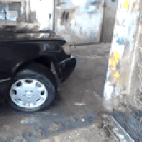 عندي مرسيدس موديل 92 السياره مصبوغه للجماليه فقط لا تبديل لا ضربه مكين...